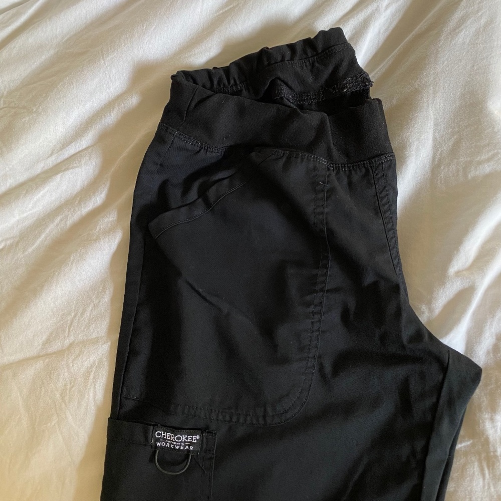 CHEROKEE black scrub bottoms